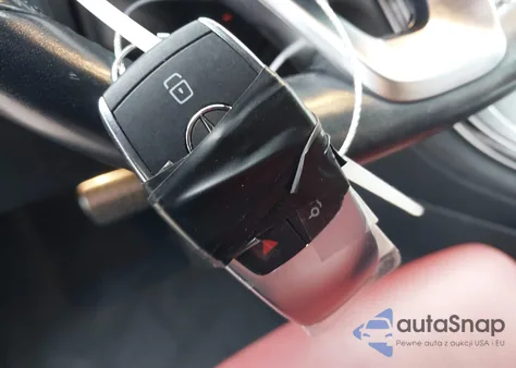 2022 Mercedes-Benz Glc 300 Suv from USA, damaged, VIN W1N0G8DB8NV360223